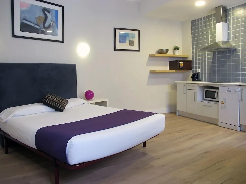 Apartment Mayerling Bisbe Urquinaona Barcelona Spain